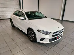 Weiß Gebraucht 2023 Mercedes A180 Limousine | 24.470 € (Guter Preis)