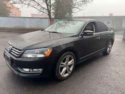 Schwarz Gebraucht 2015 VW Passat SEL Premium Limousine | 9.490 € (Superpreis)