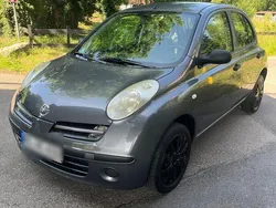 Grau Gebraucht 2005 Nissan Micra Kleinwagen | 2.100 € (Fairer Preis)