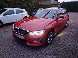 Rot Gebraucht 2020 BMW 330 Luxury Line Kombi | 29.999 € (Fairer Preis)