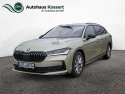 Ice tea gelb Neu 2025 Skoda Superb SportLine Kombi | 47.490 € (Guter Preis)