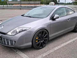 Grau Gebraucht 2009 Renault Laguna Coupé GT Coupé | 20.000 €