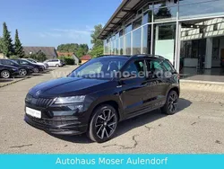 Schwarzmagic perleffekt Gebraucht 2021 Skoda Karoq SportLine SUV | 22.880 €