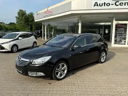 Schwarz Gebraucht 2011 Opel Insignia Innovation Kombi | 5.495 € (Fairer Preis)