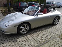 Silber Gebraucht 2004 Porsche 911 Cabrio | 26.900 €