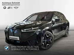 Saphirschwarz Gebraucht 2023 BMW iX Sport Line SUV | 84.330 € (Etwas zu teuer)