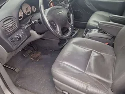 Grau Gebraucht 2005 Chrysler Grand Voyager Van / Kleinbus | 850 € (Guter Preis)