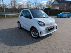 Weiß Gebraucht 2021 Smart ForTwo Electric Drive Coupé | 13.450 € (Teuer)