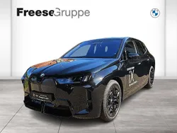 Schwarz Neu 2025 BMW iX M Sport SUV | 89.390 € (Teuer)