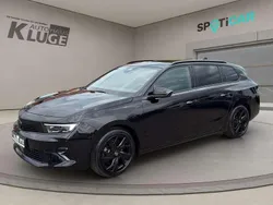 Lackierung schwarz perla nera/ty Gebraucht 2024 Opel Astra Ultimate Kombi | 26.540 € (Guter Preis)