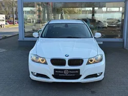 Weiß Gebraucht 2012 BMW 318 Comfort Edition Kombi | 8.500 € (Fairer Preis)