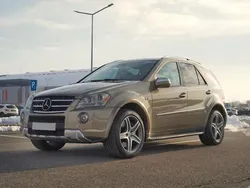 Beige Gebraucht 2009 Mercedes ML63 AMG AMG SUV | 18.500 €