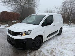 Weiß Gebraucht 2019 Peugeot Partner Premium Van / Kleinbus | 6.999 € (Fairer Preis)