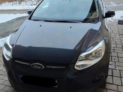 Blau Gebraucht 2011 Ford Focus Trend Kombi | 2.500 € (Fairer Preis)