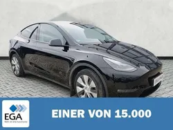 Schwarz metallic Gebraucht 2022 Tesla Model Y Long Range SUV | 35.670 € (Fairer Preis)