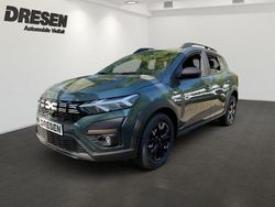 Zedergrün Neu 2025 Dacia Sandero Extreme SUV | 20.450 €