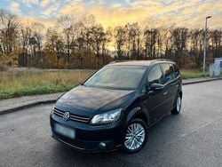 Schwarz Gebraucht 2014 VW Touran Highline Van / Kleinbus | 8.800 € (Guter Preis)