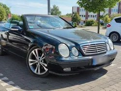 Schwarz Gebraucht 2003 Mercedes CLK230 Edition Cabrio | 4.444 € (Superpreis)