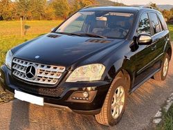 Schwarz Gebraucht 2008 Mercedes ML280 SUV | 10.990 € (Teuer)