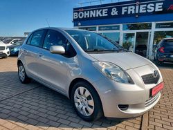 Silber Gebraucht 2006 Toyota Yaris Sol Kleinwagen | 3.499 € (Fairer Preis)