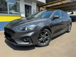 Grau Gebraucht 2019 Ford Focus ST-Line Limousine | 13.490 € (Fairer Preis)