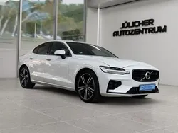 Weiß Gebraucht 2021 Volvo S60 Limousine | 27.490 €