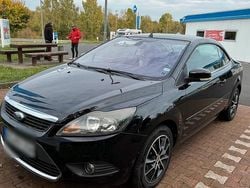 Schwarz Gebraucht 2010 Ford Focus Cabriolet Cabrio | 5.250 € (Teuer)