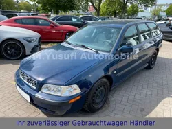 Blau Gebraucht 2004 Volvo V40 Comfort Kombi | 1.490 € (Etwas zu teuer)