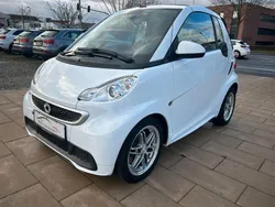 Weiß Gebraucht 2016 Smart ForTwo Cabrio Brabus Cabrio | 9.950 € (Superpreis)