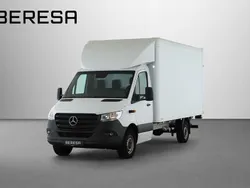Arktikweiß Gebraucht 2024 Mercedes Sprinter Van | 51.860 €