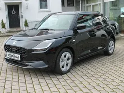 Schwarz Neu 2024 Suzuki Swift Comfort Kleinwagen | 18.990 €