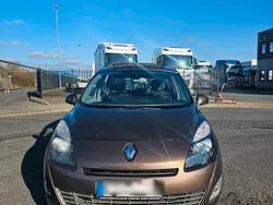 Braun Gebraucht 2011 Renault Grand Scénic III Van / Kleinbus | 4.200 €