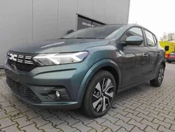 Grün cedar dkq Neu 2025 Dacia Sandero Kleinwagen | 17.490 € (Fairer Preis)