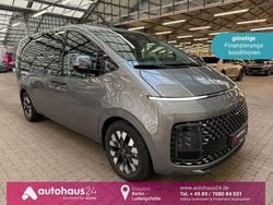 Grau Gebraucht 2022 Hyundai Staria Signature Van | 40.990 € (Superpreis)