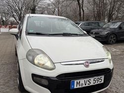 Weiß Gebraucht 2011 Fiat Punto Evo Active Kleinwagen | 2.999 € (Fairer Preis)