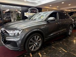 Grau Gebraucht 2019 Audi Q8 SUV | 46.950 € (Superpreis)