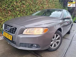 Grau Gebraucht 2010 Volvo V70 Kinetic Kombi | 3.250 € (Guter Preis)