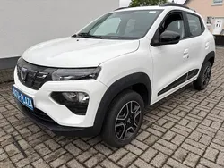 Weiß Gebraucht 2023 Dacia Spring Comfort Kleinwagen | 9.490 € (Fairer Preis)