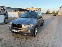 Grau Gebraucht 2009 BMW X5 Sport Line SUV | 10.500 € (Fairer Preis)