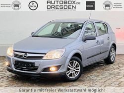 Lichtsilber Gebraucht 2009 Opel Astra Selection Limousine | 5.980 €