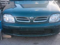 Grün Gebraucht 1999 Nissan Micra Kleinwagen | 1.050 €