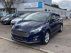 Blau Gebraucht 2017 Ford S-MAX Titanium Van / Kleinbus | 6.300 € (Superpreis)