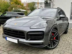 Grau Gebraucht 2020 Porsche Cayenne GTS SUV | 88.900 € (Etwas zu teuer)