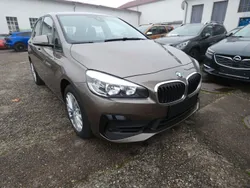 Beige Gebraucht 2020 BMW 218 Active Tourer Performance Van / Kleinbus | 15.590 € (Guter Preis)