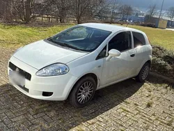Weiß Gebraucht 2011 Fiat Punto Kleinwagen | 2.300 € (Fairer Preis)