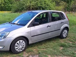 Silber Gebraucht 2004 Ford Fiesta Kleinwagen | 1.200 € (Fairer Preis)