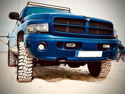 Blau Gebraucht 2000 Dodge Magnum SUV | 17.900 €