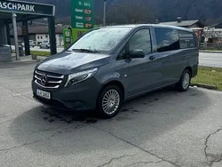 Grau Gebraucht 2016 Mercedes Vito Van / Kleinbus | 17.900 €