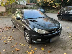 Schwarz Gebraucht 2008 Peugeot 206 CC Cabrio | 1.500 €