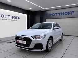 Weiss Gebraucht 2024 Audi A1 Sportback Advanced Kleinwagen | 23.950 € (Guter Preis)